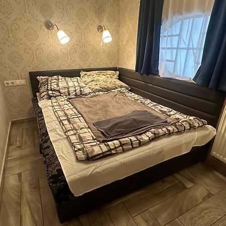 Bright Apartment In The Most Beautiful Street Of Budapest Vaci Street, Fashion Street 布达佩斯 外观 照片