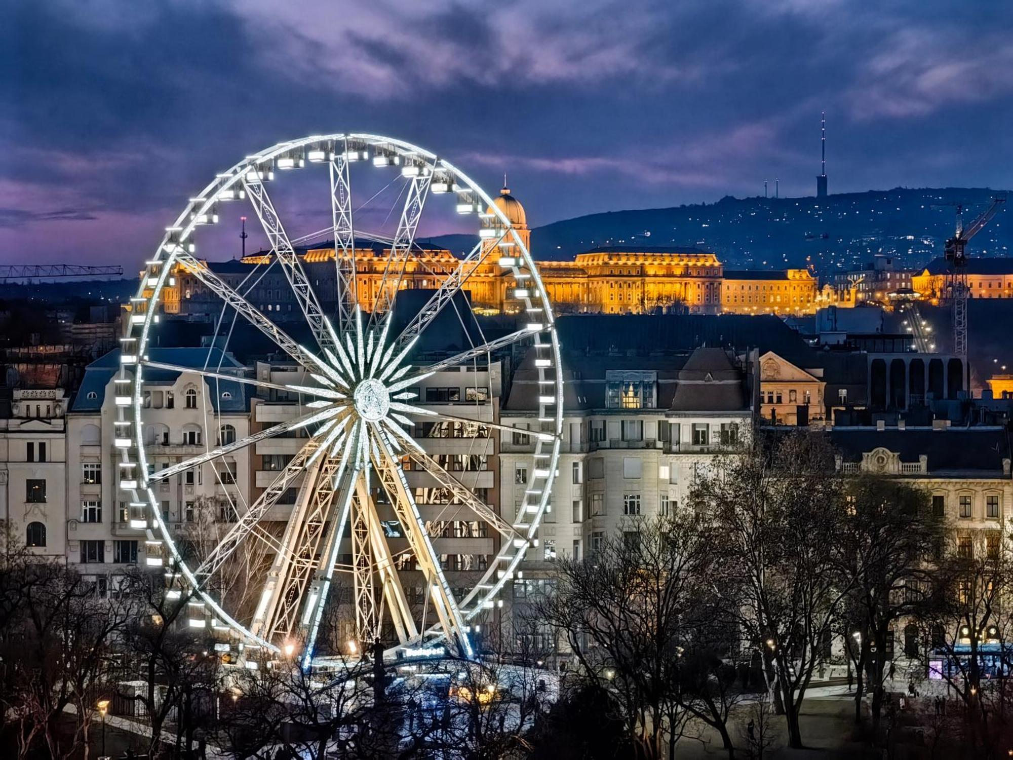Bright Apartment In The Most Beautiful Street Of Budapest Vaci Street, Fashion Street 布达佩斯 外观 照片